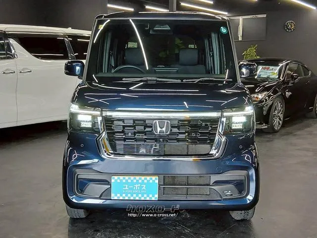 Honda初となるダイレクトプロジェクション式フルLEDヘッドライトを採用。 ホンダ N-BOX