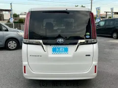 トヨタ エスクァイア