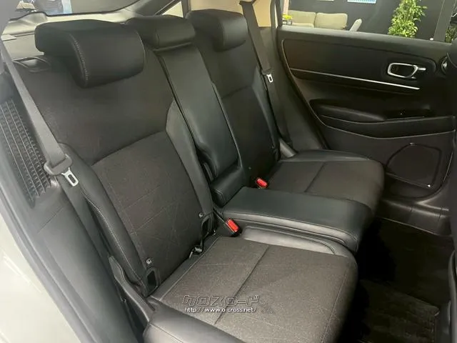 内装・外装共にきれいな状態で展示してます。是非一度、現車を見に来てください。 ホンダ ヴェゼル