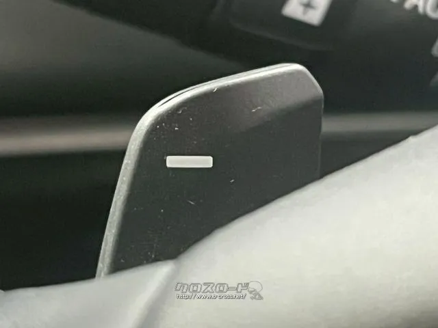 自社整備工場・板金工場を備え、車検から事故の修理まで対応致します。 ホンダ ヴェゼル