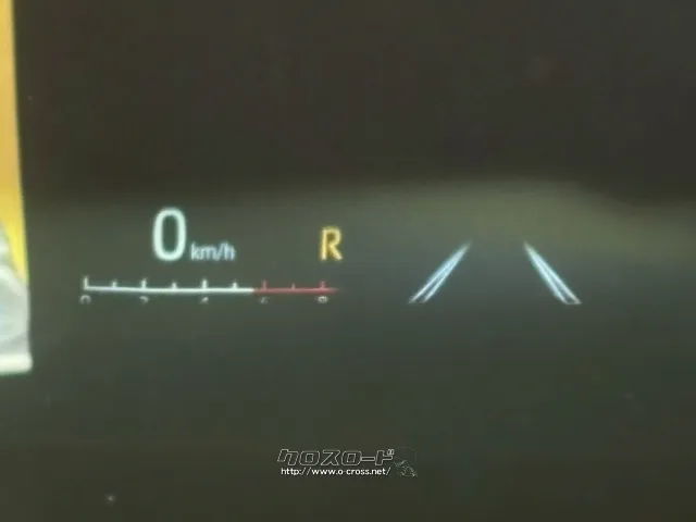 ヘッドアップディスプレイ搭載速度表示するため前方に集中して運転できます♪ トヨタ ハリアー