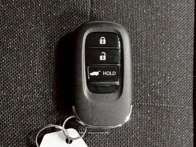 スマーキーなので鍵を持っていればドアロック、解除、エンジン始動も楽ちんです☆彡 ホンダ ヴェゼル