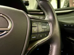 レクサス UX