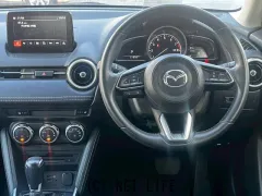 マツダ MAZDA2