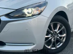マツダ MAZDA2
