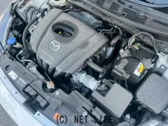 マツダ MAZDA2
