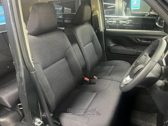 安心して運転できるすっきりとした見晴らしの良さを追求。 ダイハツ ムーヴ