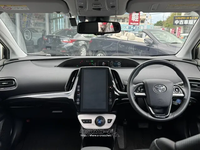 運転席・助手席ともにシートヒーターシートクーラー搭載★ トヨタ プリウスPHV