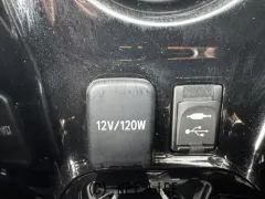 トヨタ プリウスPHV