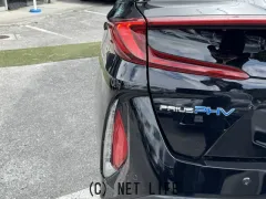 トヨタ プリウスPHV