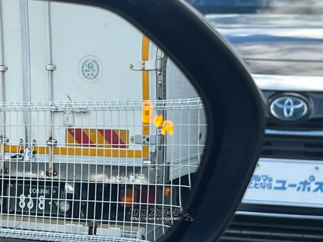 車線変更時などの接触を未然に防ぐことができます。 トヨタ シエンタ