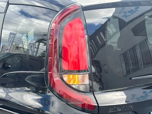 自社整備工場・板金工場を備え、車検から事故の修理まで対応致します。 トヨタ シエンタ