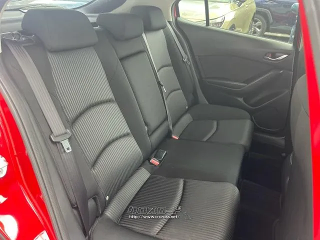 内装・外装共にきれいな状態で展示してます。是非一度、現車を見に来てください。 マツダ アクセラスポーツ