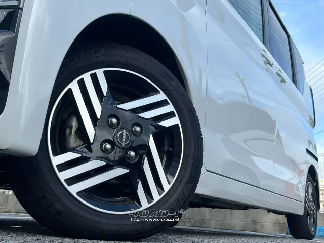 自社整備工場・板金工場を備え、車検から事故の修理まで対応致します。 日産 ルークス