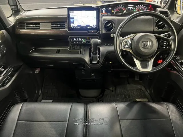 「日本にベストな新しいのりものを創造したい」という思いを込めた軽乗用車【N-BO ホンダ N-BOX