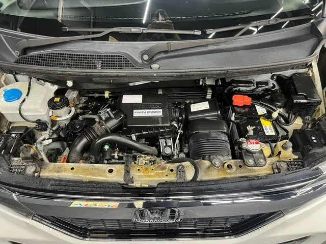 ユーポス豊見城店は軽自動車からコンパクトカー、ミニバン、スポーツカーまで様々な車 ホンダ N-BOX