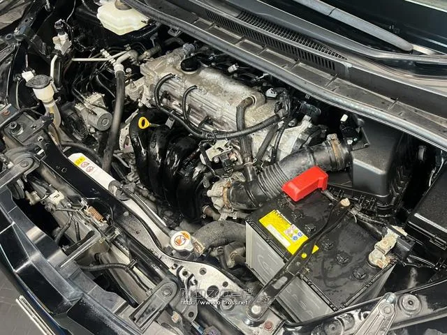 最高出力 152ps(112kW)/6100rpm トヨタ ヴォクシー