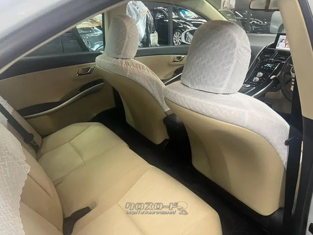 自社整備工場・板金工場を備え、車検から事故の修理まで対応致します。 トヨタ SAI