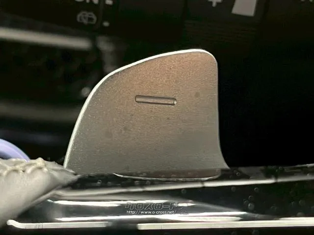 自社整備工場・板金工場を備え、車検から事故の修理まで対応致します。 ホンダ ZR-V