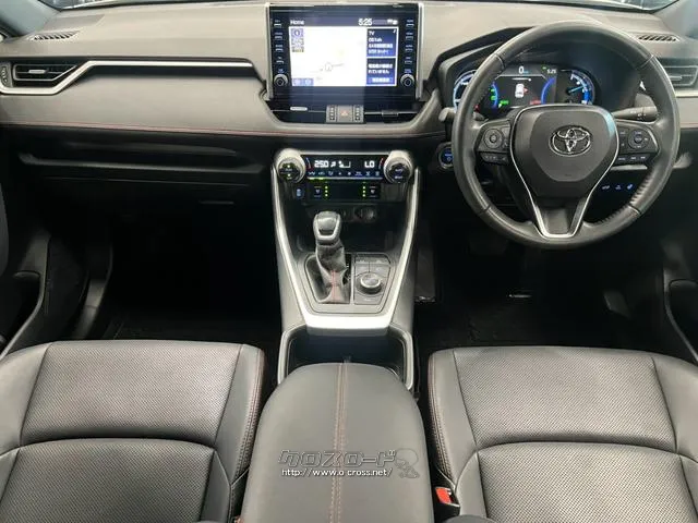SUVを力強く牽引する「RAV4」ブランドの最上級モデル【RAV4 PHV】 トヨタ RAV4 PHV