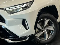 トヨタ RAV4 PHV