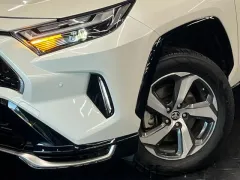 トヨタ RAV4 PHV