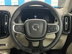 ボルボ XC40