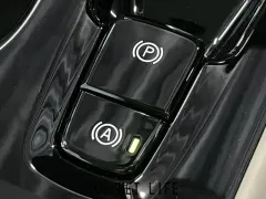 ボルボ XC40