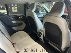 ボルボ XC40