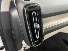 ボルボ XC40