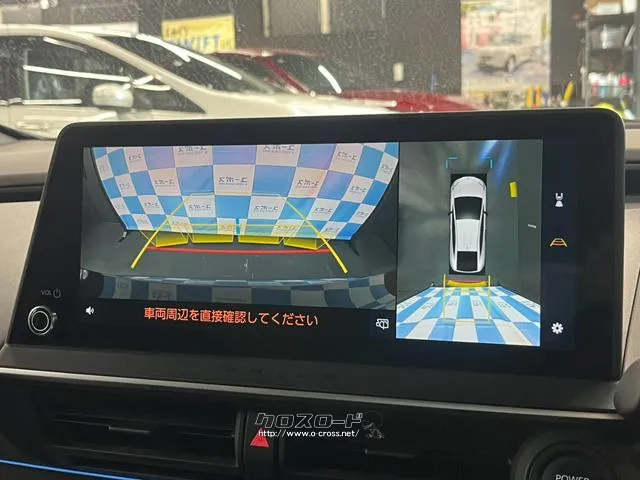 後方や側方の死角を可視化できる為、より一層安全に駐車できます。 トヨタ プリウス