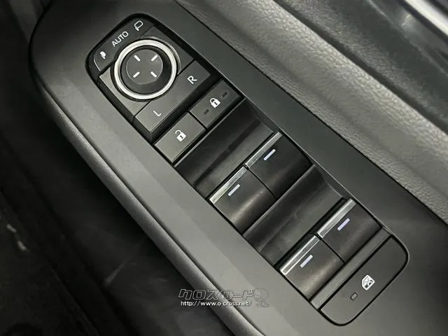 選べる最長10年保証。長く乗る車だからこそ、信頼のユーポスで車選びを!!! トヨタ プリウス
