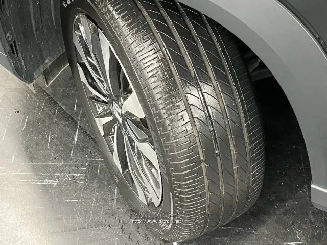 自社整備工場・板金工場を備え、車検から事故の修理まで対応致します。 ホンダ WR-V