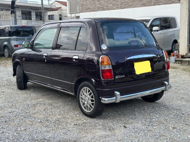 ダイハツ ミラジーノ