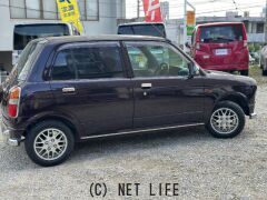 ダイハツ ミラジーノ