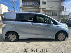 ホンダ フリードスパイクハイブリッド