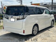 トヨタ ヴェルファイア