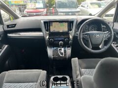 トヨタ ヴェルファイア