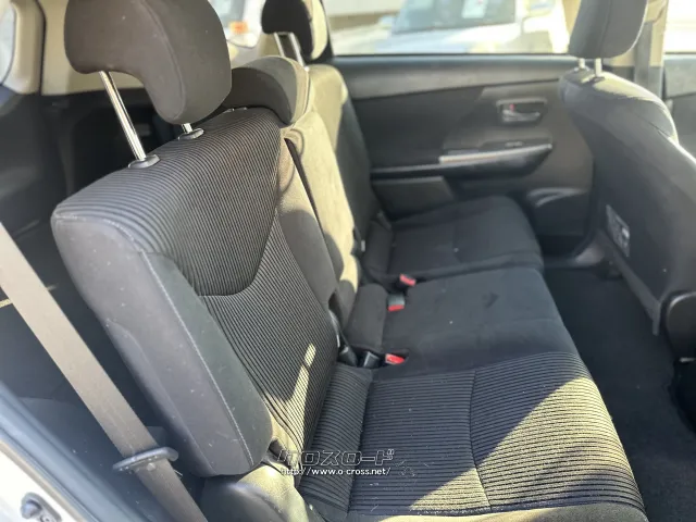 トヨタ プリウスα