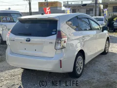 トヨタ プリウスα