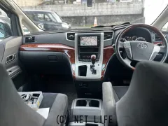 トヨタ ヴェルファイア