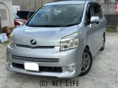 トヨタ ヴォクシー