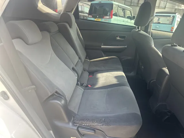 トヨタ プリウスα