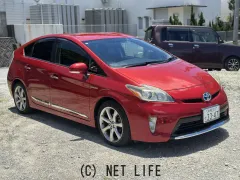 トヨタ プリウス