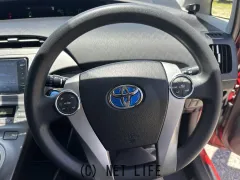 トヨタ プリウス