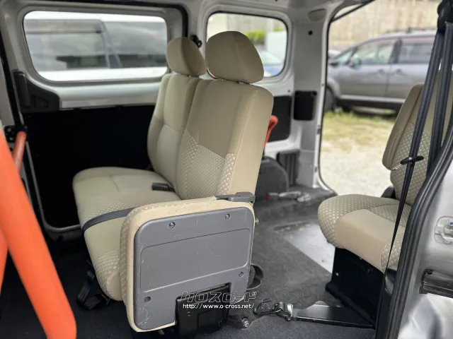 日産 NV200バネットバン