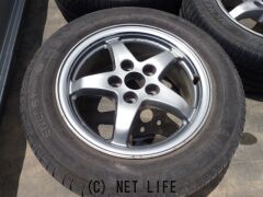 ホイール・タイヤ 16インチアルミタイヤ