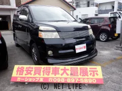 トヨタ ヴォクシー