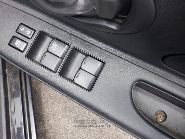 日産 マーチ