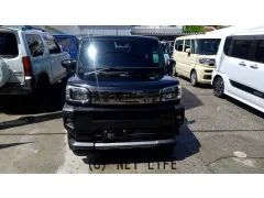 ダイハツ タフト